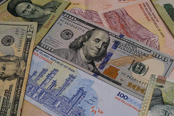 رفع تعهد ارزی برای واردکنندگان و صادرکنندگان